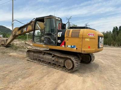 卡特彼勒320挖掘機(jī) 現(xiàn)代工程建設(shè)的堅(jiān)實(shí)臂膀